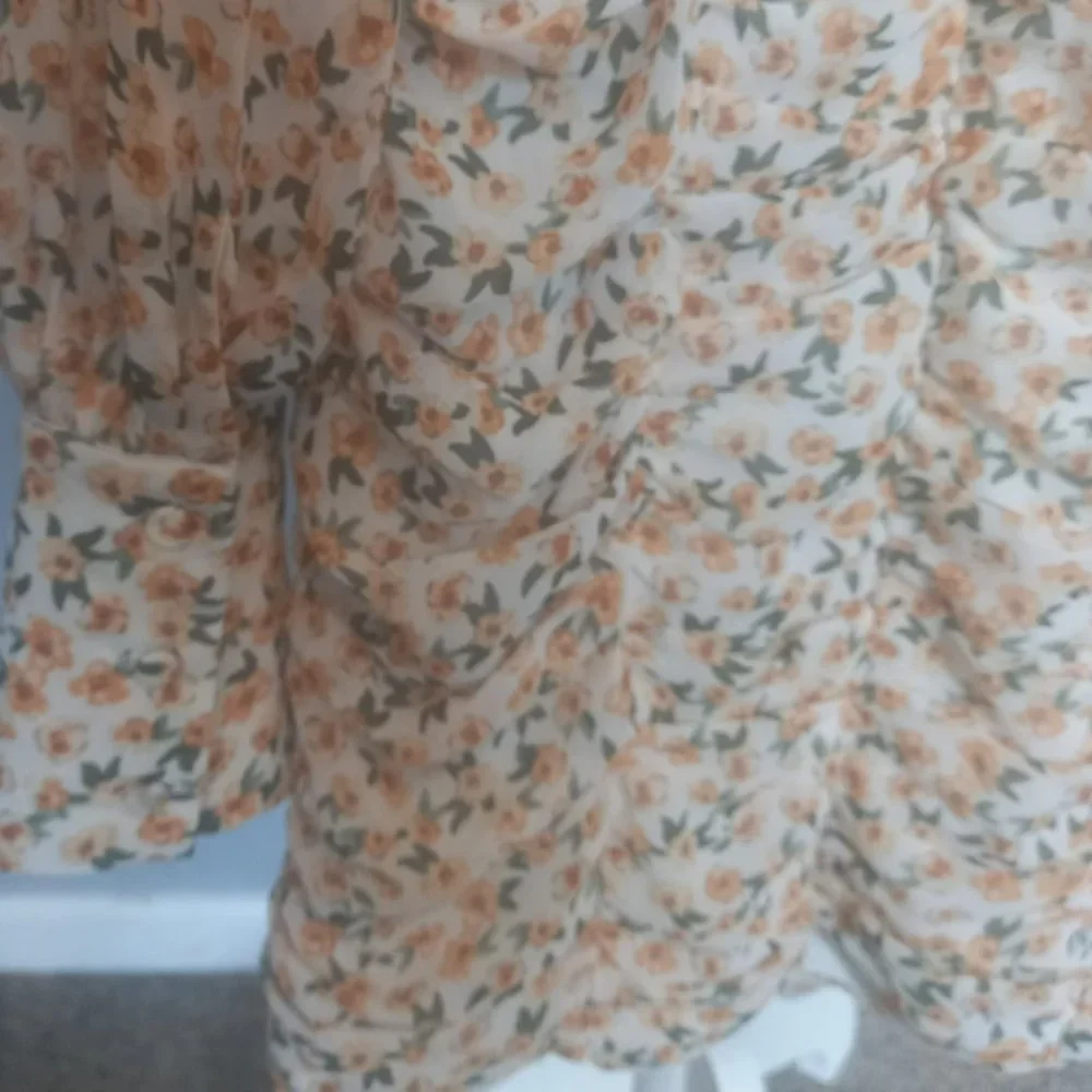 🥳 HOST PICK! 🥳 Seven Wonders floral mini dress (Size XS) - Picture 8 of 9